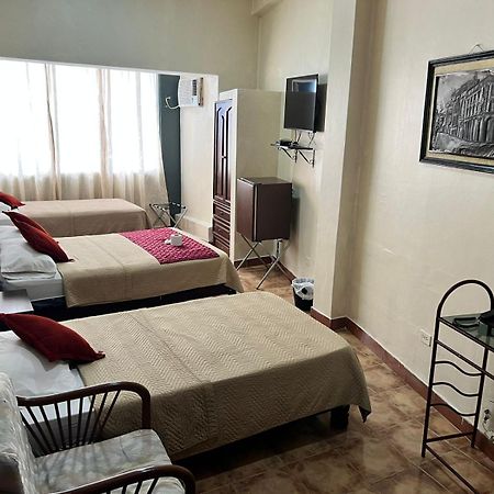 Atlantic Suites Hotel Γκουαγιακίλ Εξωτερικό φωτογραφία