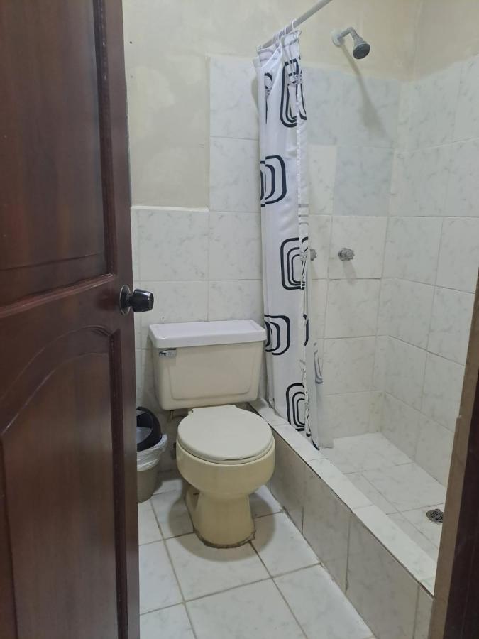 Atlantic Suites Hotel Γκουαγιακίλ Εξωτερικό φωτογραφία