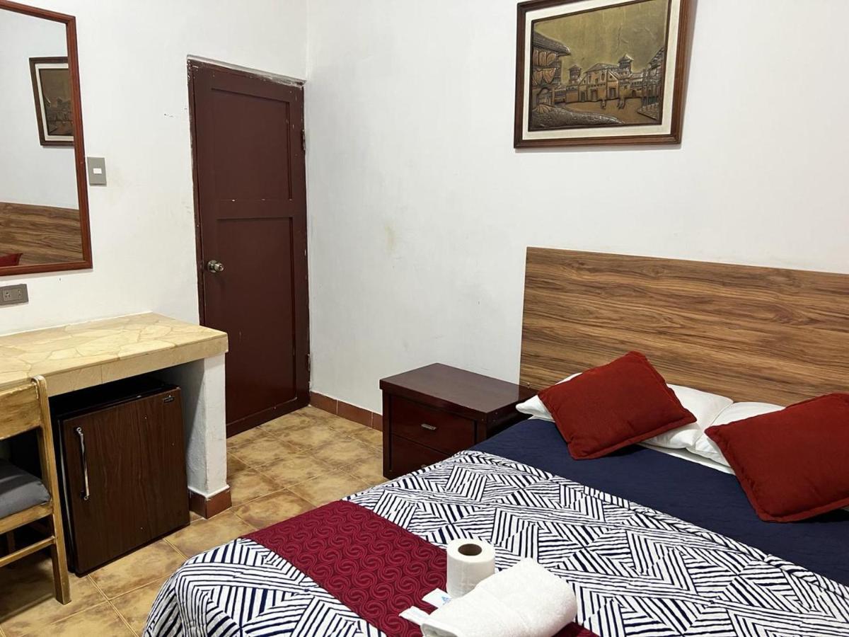 Atlantic Suites Hotel Γκουαγιακίλ Εξωτερικό φωτογραφία