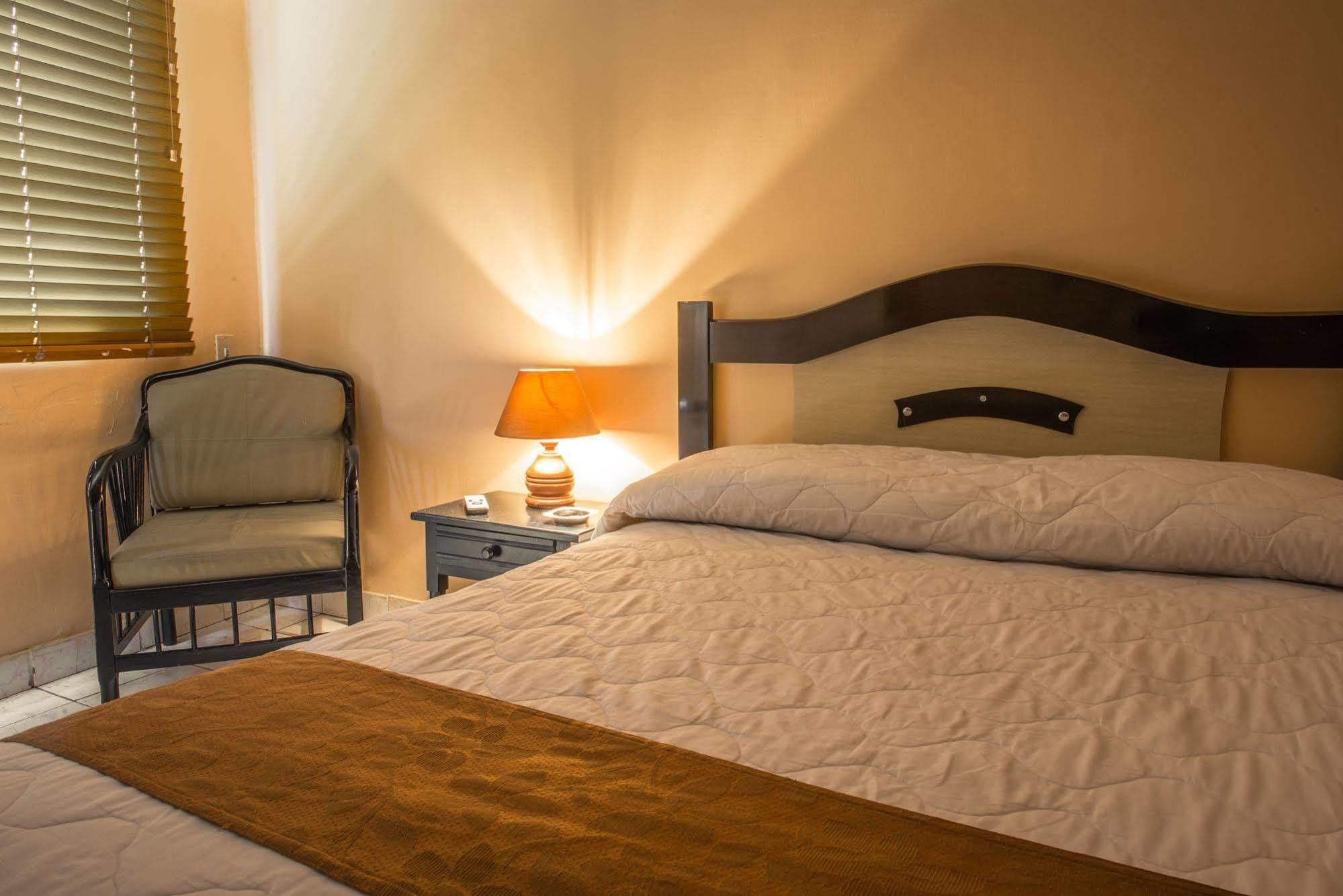 Atlantic Suites Hotel Γκουαγιακίλ Εξωτερικό φωτογραφία