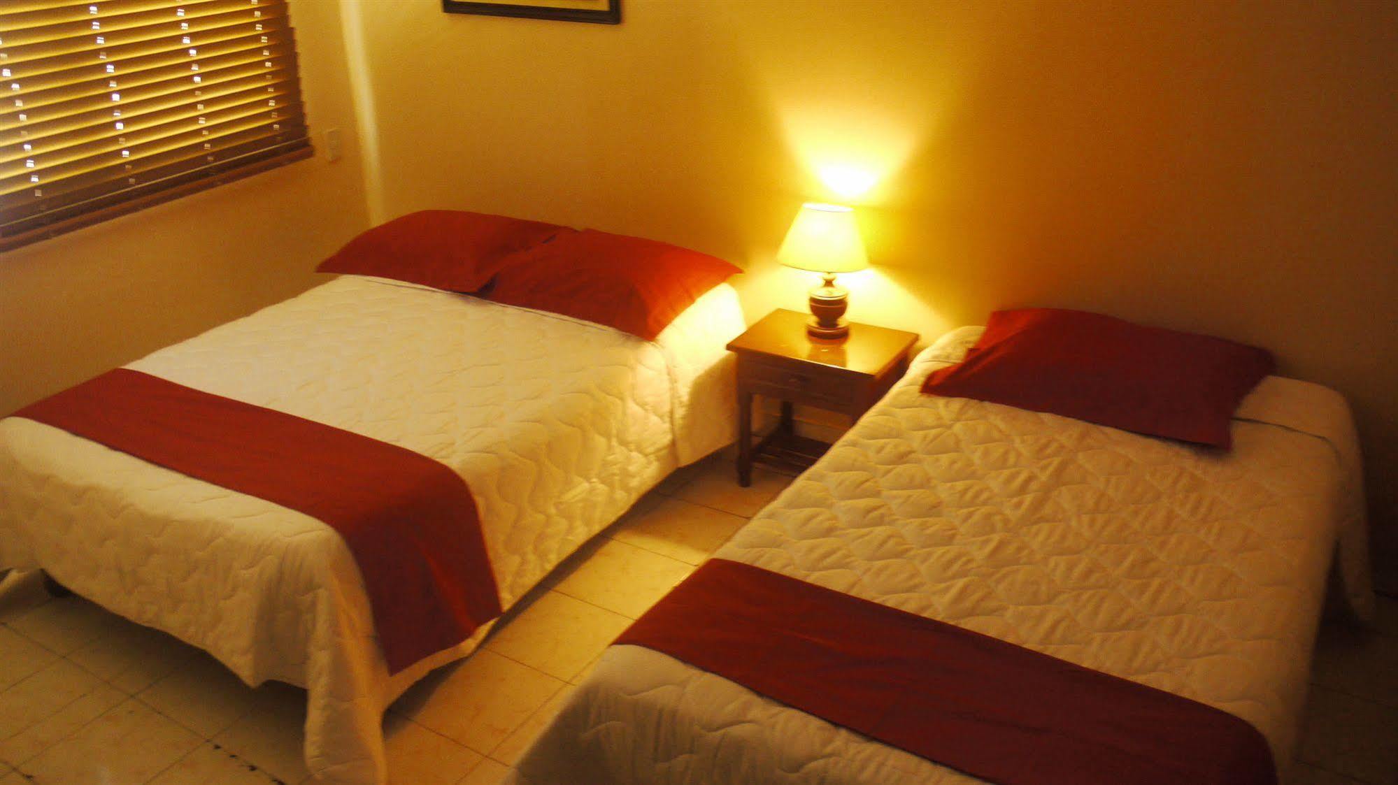 Atlantic Suites Hotel Γκουαγιακίλ Εξωτερικό φωτογραφία